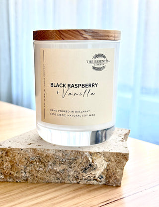 BLACK RASPBERRY & VANILLA SIGNATURE CANDLE