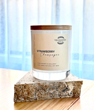 STRAWBERRY CHAMPAGNE SIGNATURE CANDLE
