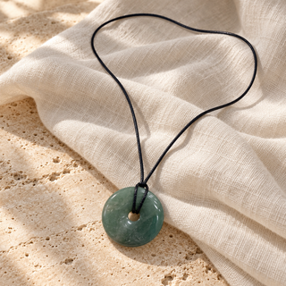 CRYSTAL DISC NECKLACE
