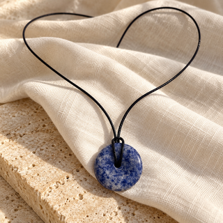 CRYSTAL DISC NECKLACE