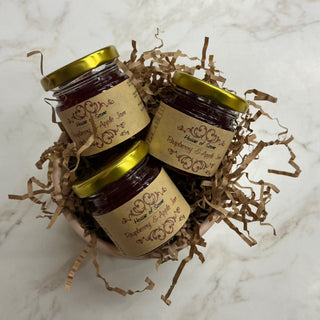 RASPBERRY AND APPLE JAM 45G