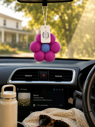 PINK FLOWER FELT DIFFUSER