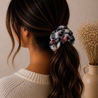 STRAWBERRY GINGHAM - HAIR SCRUNCHIE
