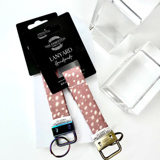 DUSTY PINK AND WHITE DOTS KEY WRISTLET