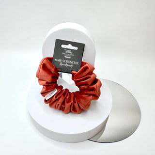 RUST VELVET SCRUNCHIE