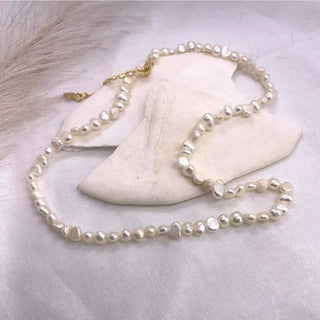 NYRA FRESHWATER PEARL NECKLACE
