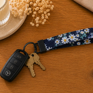 DAISY WRISTLET
