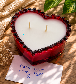 PARK HYATT - RED HEART CANDLE