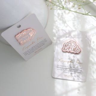 WEDDING BRIDE KEEPSAKE PIN