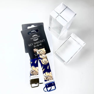 NAVY HIGHLAND COW KEY WRISTLET