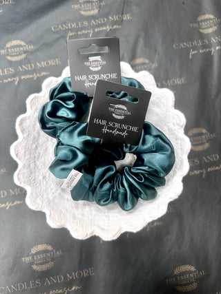 EMERALD SATIN SCRUNCHIE