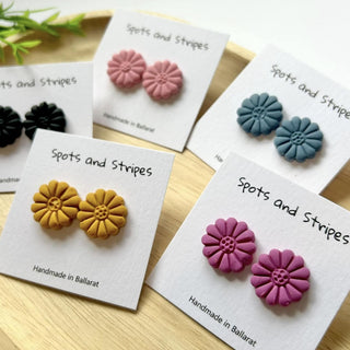 MEDIUM STUDS SPOTS AND STRIPES (variety)