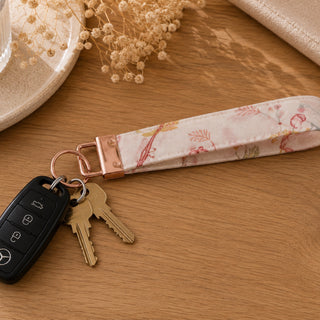 DREAM CATCHER KEY WRISTLET