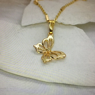 Butterfly | gold necklace