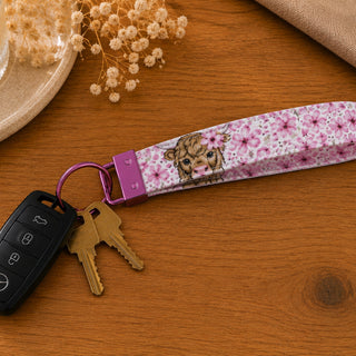 PINK FLORAL HIGHLAND COW KEY WRISTLET