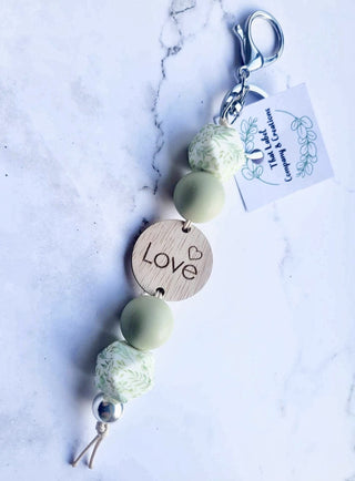 LOVE KEYRING