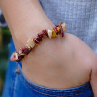 MOOKITE CRYSTAL BRACELET