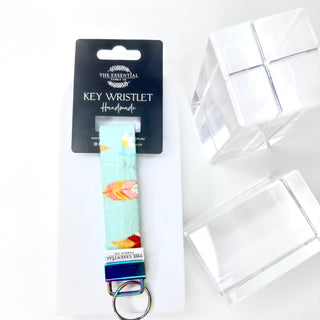 FEATHERS KEY WRISTLET