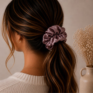 BLUSH SATIN  - HAIR SCRUNCHIE