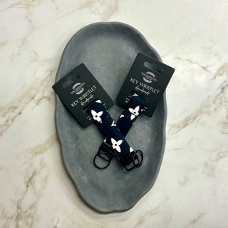 BLACK AND WHITE KEY WRISTLET