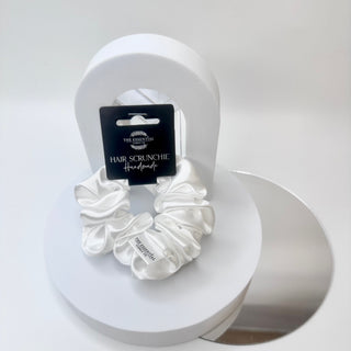 WHITE SATIN SCRUNCHIE