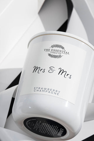 MRS & MRS CANDLE (WHITE AND BLACK VERSION) - SANDALWOOD, VANILLA AND PATCHOULI