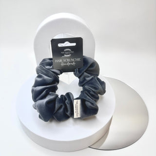 GREY VELVET SCRUNCHIE