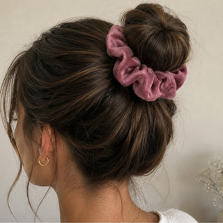 PINK VELVET - HAIR SCRUNCHIE