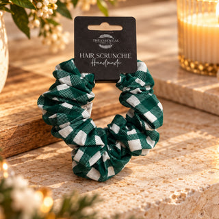 GREEN AND WHITE GINGHAM SCRUNCHIE