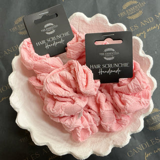 LIGHT PINK SUBTLE GINGHAM SCRUNCHIE