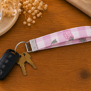 PINK STRAWBERRY GINGHAM KEY WRISTLET