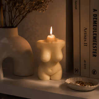 CURVY WOMAN TORSO CANDLE